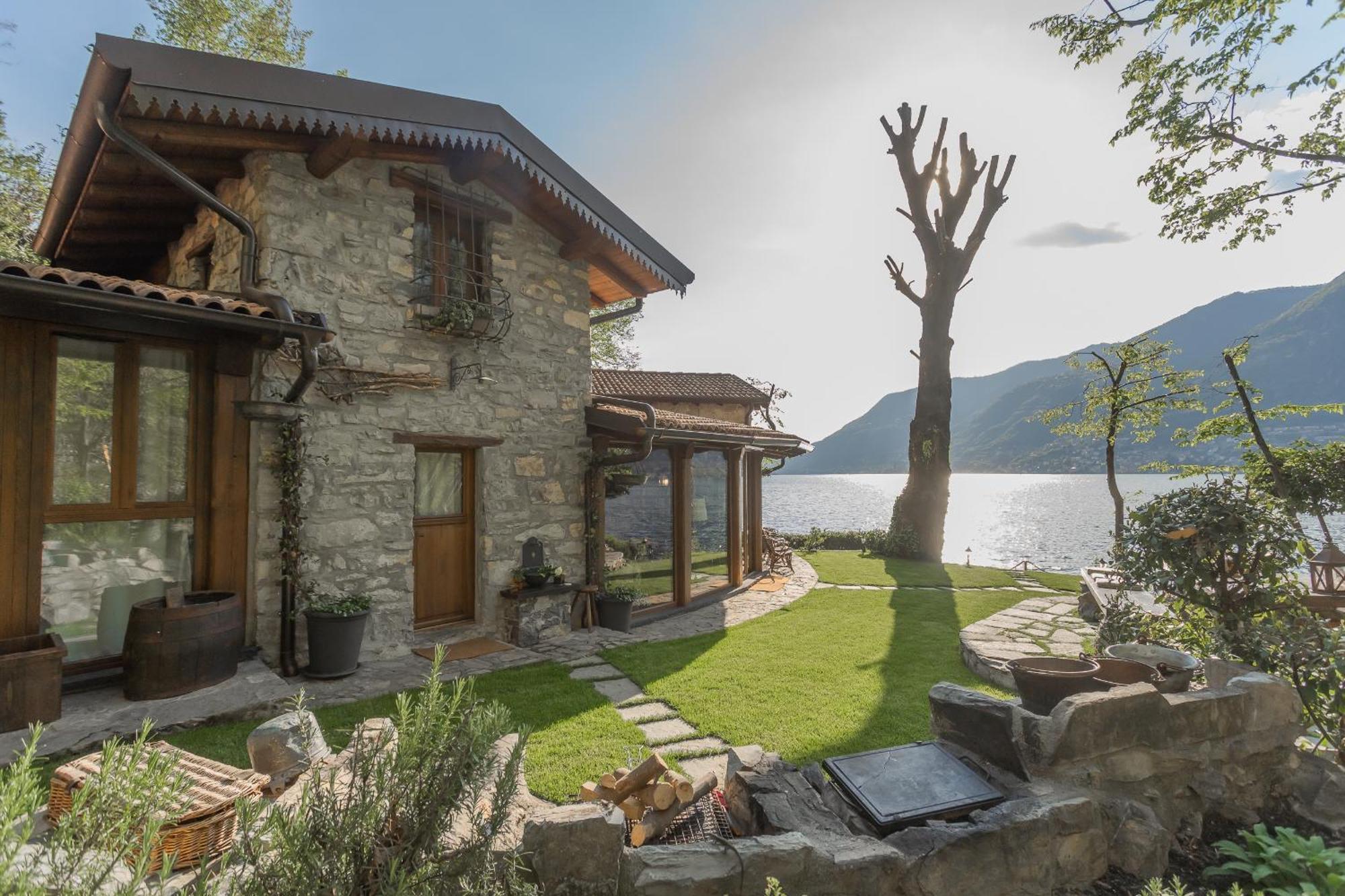 The Writer'S Nest Waterfront Villa By Rent All Como Faggeto Lario Esterno foto