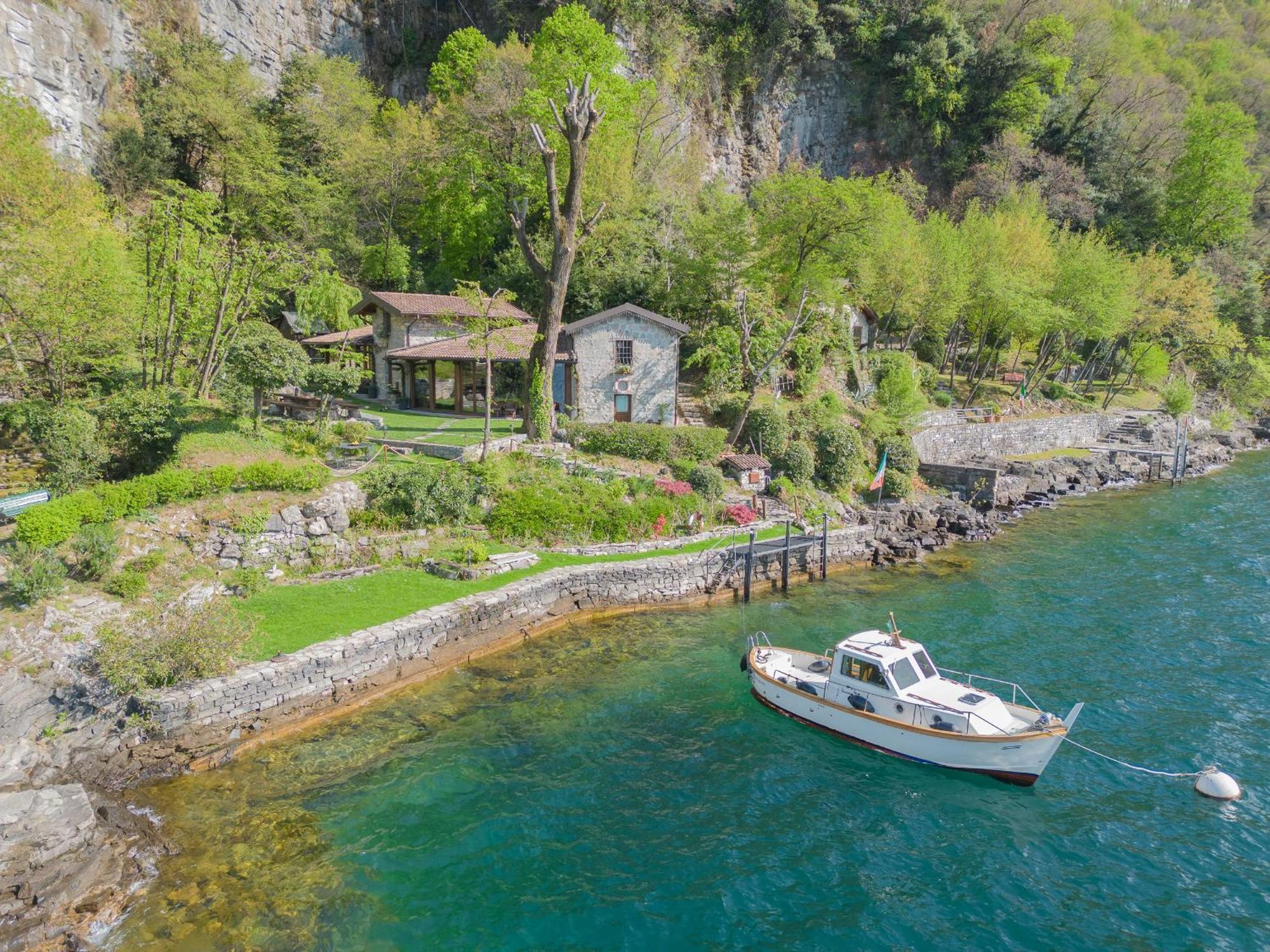 The Writer'S Nest Waterfront Villa By Rent All Como Faggeto Lario Esterno foto