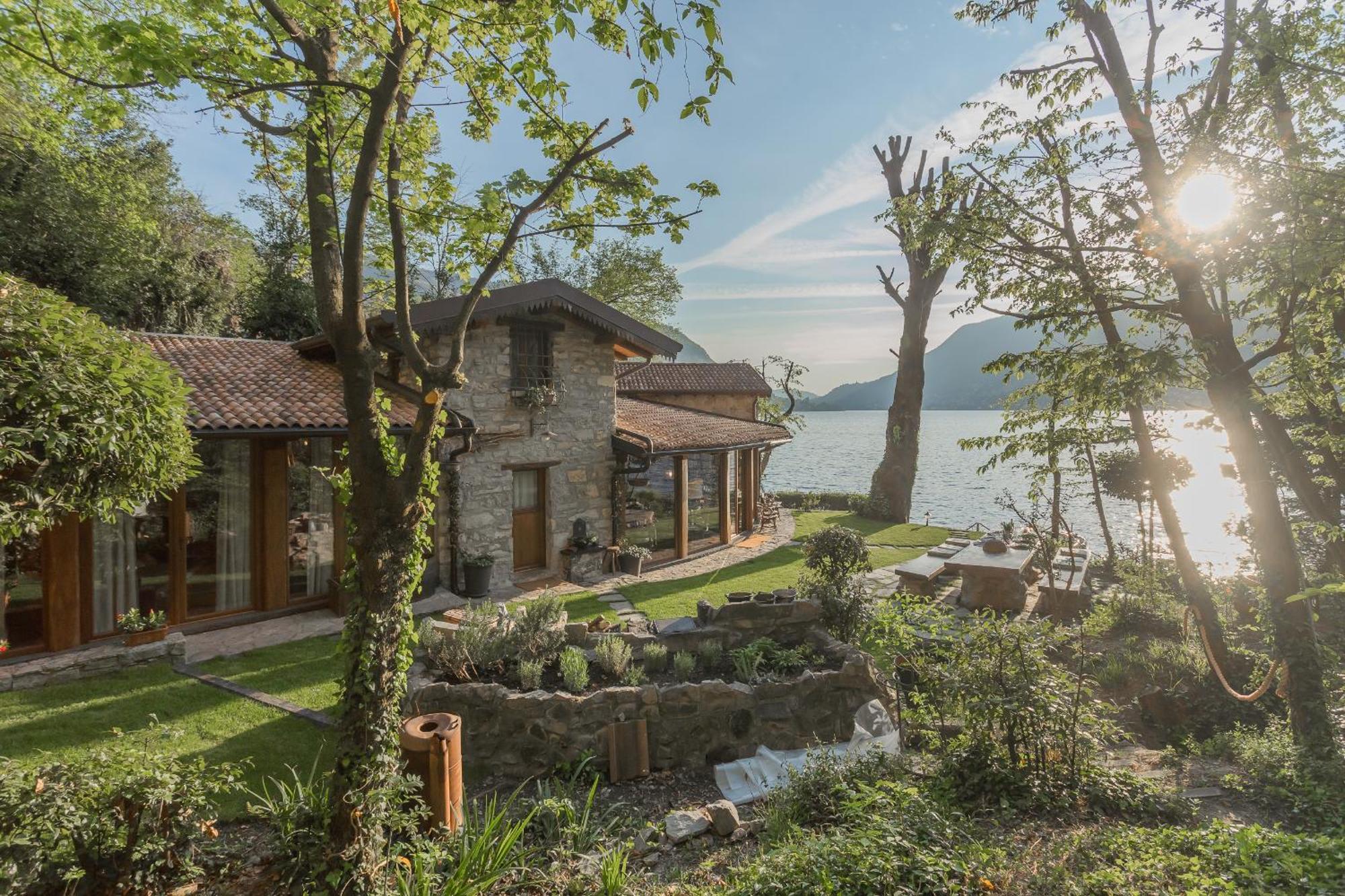 The Writer'S Nest Waterfront Villa By Rent All Como Faggeto Lario Esterno foto