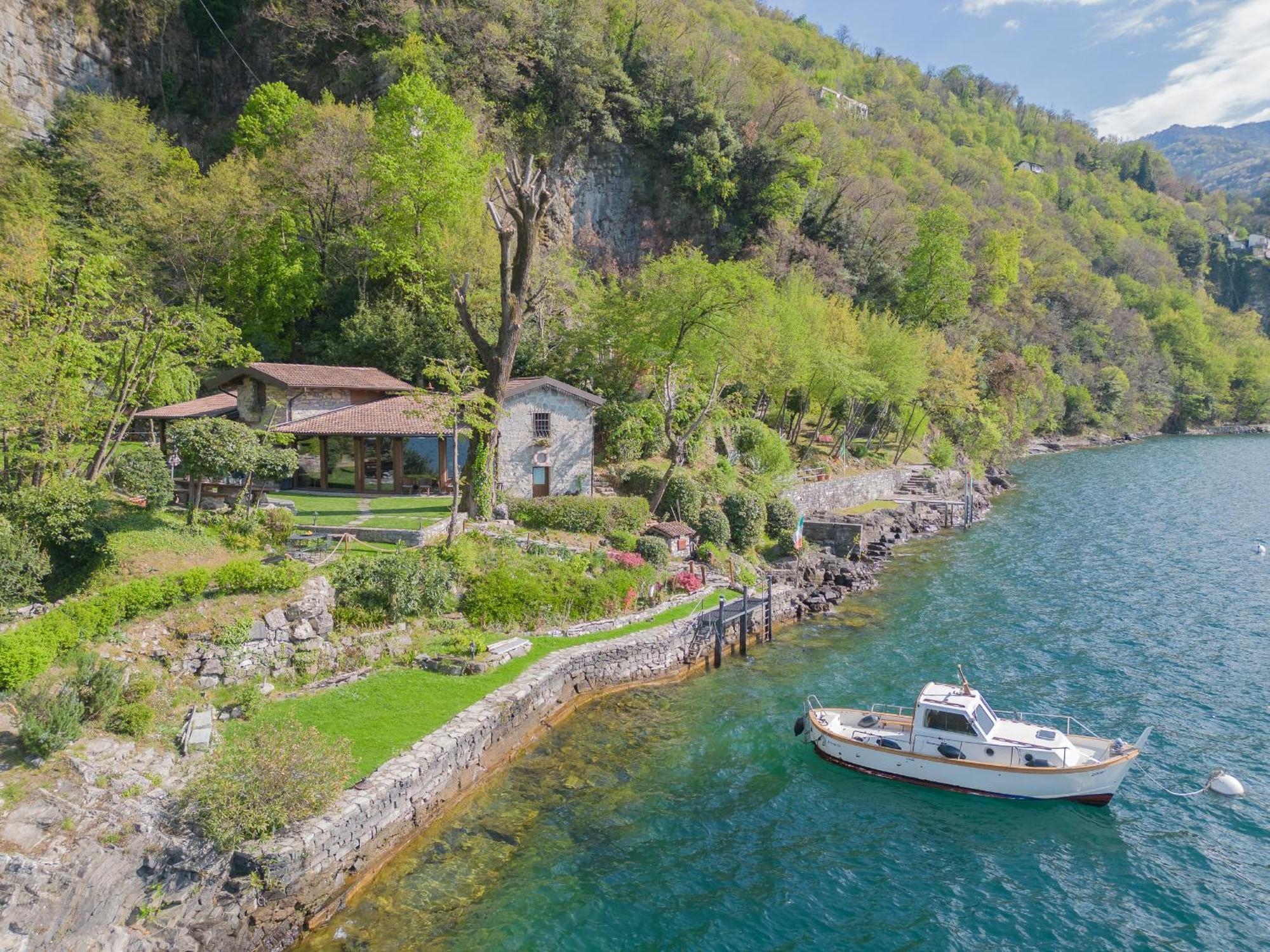 The Writer'S Nest Waterfront Villa By Rent All Como Faggeto Lario Esterno foto